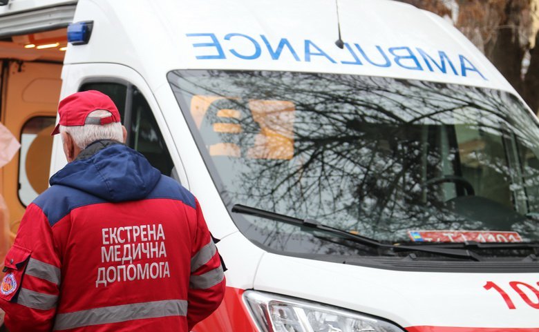 За минулий тиждень до переяславців медики виїжджали 79 разів, до жителів сіл району – 53 eks_d_13 За минулий тиждень до переяславців медики виїжджали 79 разів, до жителів сіл району – 53