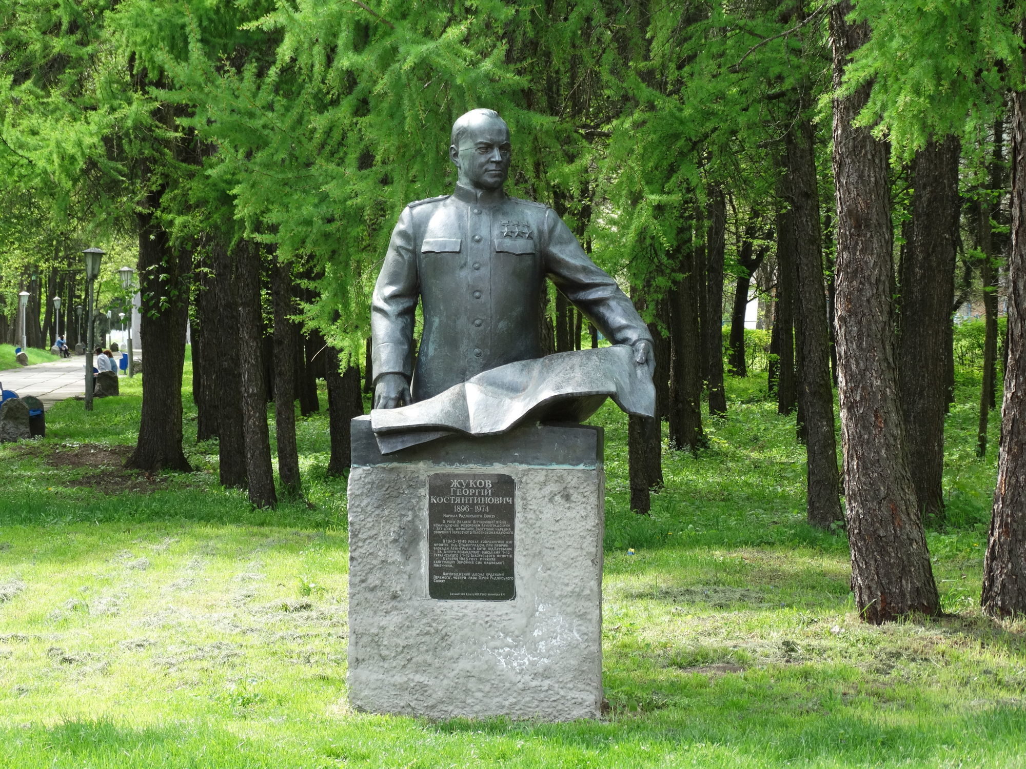 У Яготині демонтують пам'ятник Жукову - big 56c30e2aff9367507f024817 56c47e7f8d02e 1bc8vk0 2000x1500 yagotyn, novyny У Яготині демонтують пам'ятник Жукову - - big 56c30e2aff9367507f024817 56c47e7f8d02e 1bc8vk0 2000x1500