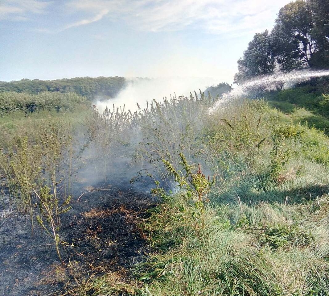 В Яготині та районі сталося дві пожежі 0-02-0a-5b6e0d60eb50032434a6003a8fe80be590b82d4968a2f1ea1715f54f88fb5a0b_1cfa543f В Яготині та районі сталося дві пожежі