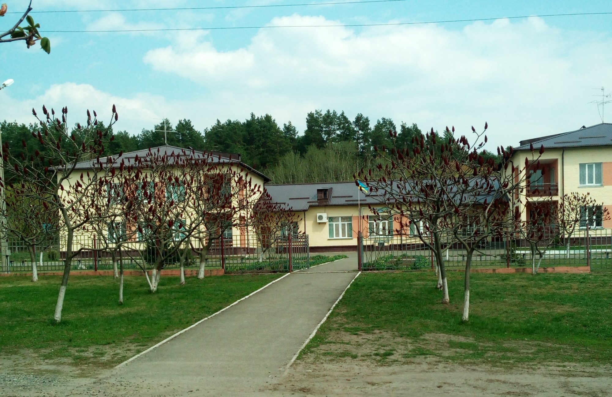 Всі школи Київщини готові до нового навчального року IMG_20190421_132101-2000x1297 Всі школи Київщини готові до нового навчального року