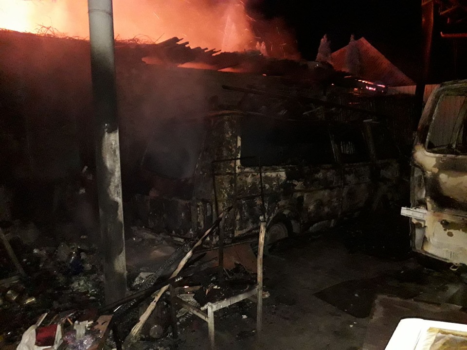 У Броварах згорів будинок і дві автівки - 72528157 1394882630661979 2830586587132198912 n prygody, pozhezhi, novyny, kyyivshhyna, brovary У Броварах згорів будинок і дві автівки - - 72528157 1394882630661979 2830586587132198912 n