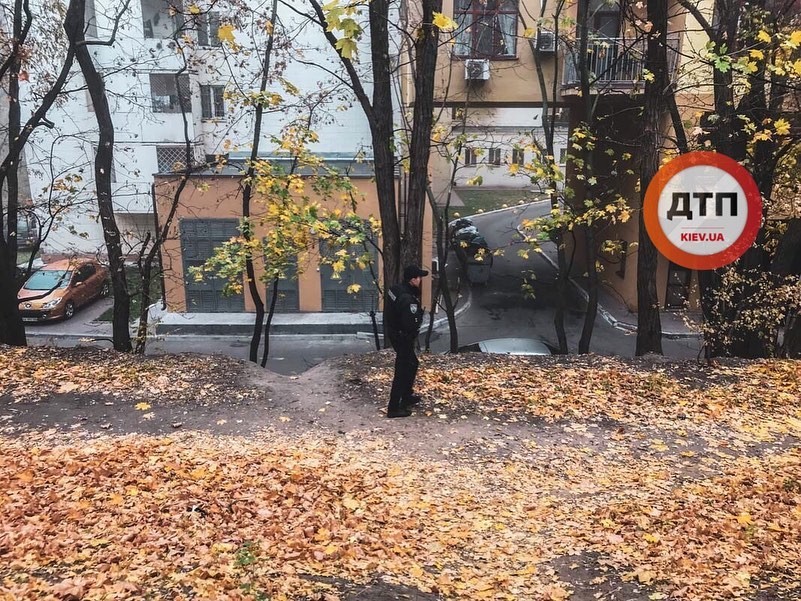 У Києві на території університету вчинив самогубство юнак - 73302965 1456325411200014 8631364349048389632 n novyny, nadzvychajni-sytuatsiyi, kyyivshhyna У Києві на території університету вчинив самогубство юнак - - 73302965 1456325411200014 8631364349048389632 n