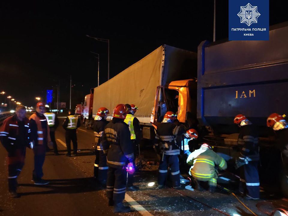 На Столичному шосе в аварію потрапив водій «Обухівміськвторресурсів»: є травмований - 74701640 559370008143407 5335554875872772096 o obuhiv, novyny, dtp На Столичному шосе в аварію потрапив водій «Обухівміськвторресурсів»: є травмований - - 74701640 559370008143407 5335554875872772096 o