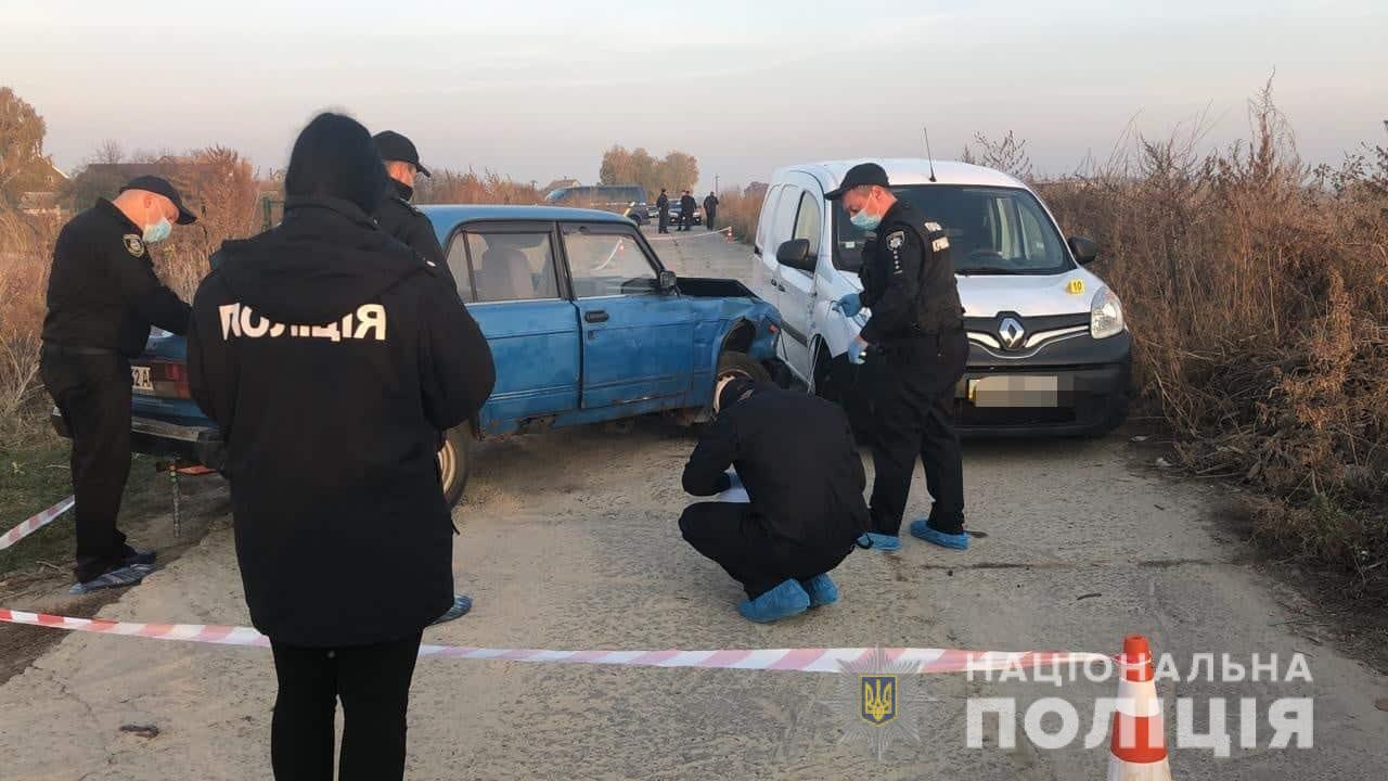 Затримано осіб, які з метою вбивства розстріляли автомобіль на Броварщині (відео) knyazh Затримано осіб, які з метою вбивства розстріляли автомобіль на Броварщині (відео)