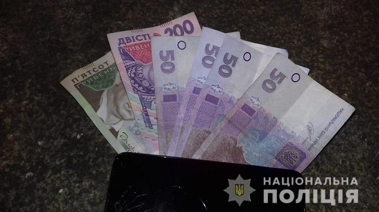 На автостанції "Київ" впіймали іноземця, який обікрав сумчанина - shevchkraz221020192 prygody, novyny, kryminal, kyyivshhyna На автостанції "Київ" впіймали іноземця, який обікрав сумчанина - - shevchkraz221020192