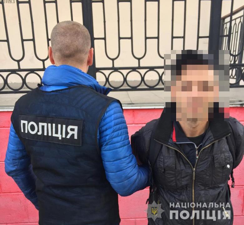 Втратив пильність - обікрали: у Києві затримали крадія з Миколаївщини - solomakrazha02102019 prygody, novyny, kryminal, kyyivshhyna Втратив пильність - обікрали: у Києві затримали крадія з Миколаївщини - - solomakrazha02102019