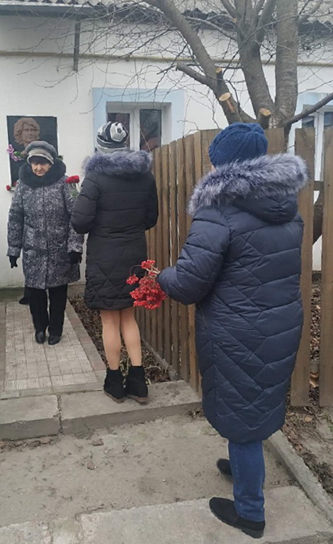 Роковини загибелі у Василькові художниці Алли Горської - c0bbd5521008 kultura, vasylkiv Роковини загибелі у Василькові художниці Алли Горської - - c0bbd5521008