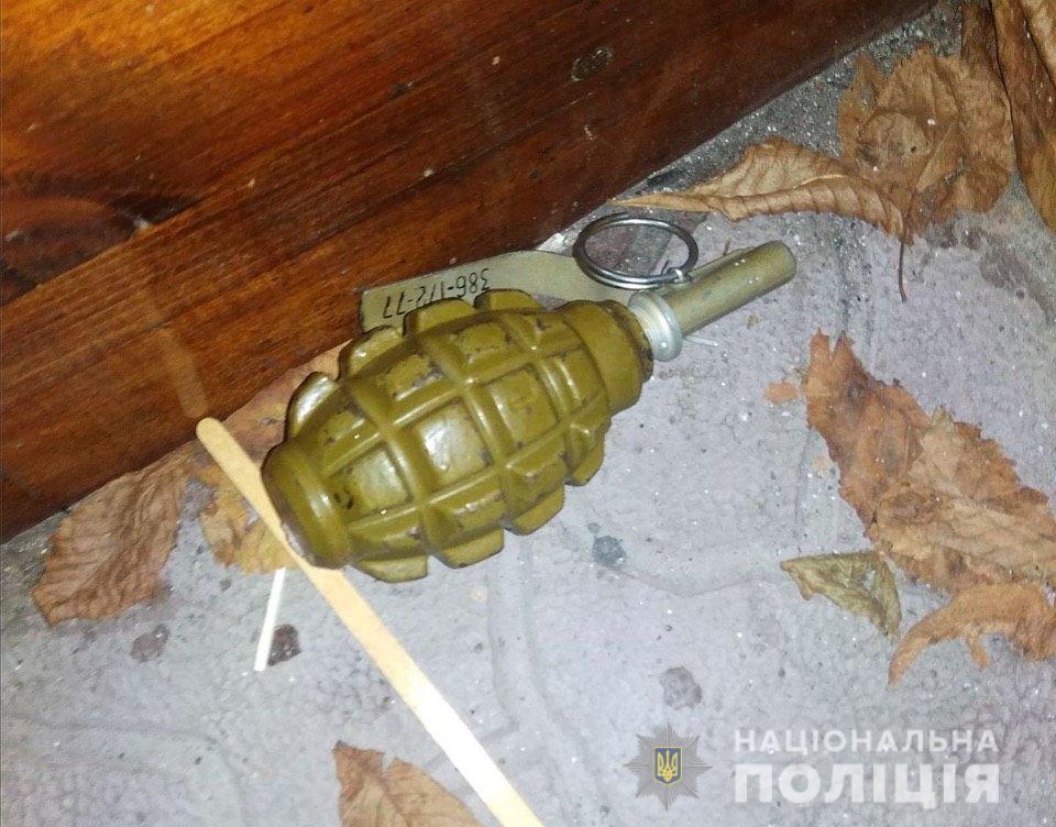 На Фастівщині місцевий житель прийшов до клубу з гранатою в кишені - granatafastiv1 fastiv, prygody, novyny, kryminal На Фастівщині місцевий житель прийшов до клубу з гранатою в кишені - Фастівський район - granatafastiv1