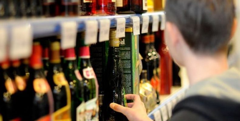 В Обухові підприємцям-порушникам можуть анулювати ліцензії за продаж алкоголю неповнолітнім - kfoi6t7bitu 366ig4e9iajop226vlugi2 prygody, obuhiv, novyny, kyyivshhyna-suspilstvo В Обухові підприємцям-порушникам можуть анулювати ліцензії за продаж алкоголю неповнолітнім - - kfoi6t7bitu 366ig4e9iajop226vlugi2