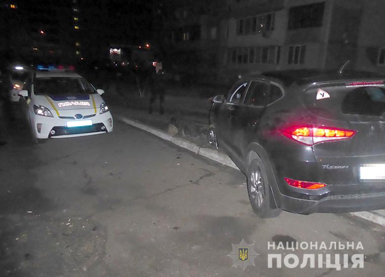 Викрав автівку та чинив опір: у Києві затримали неповнолітнього - 27122019darnugon181220196 prygody, novyny, kryminal, kyyivshhyna Викрав автівку та чинив опір: у Києві затримали неповнолітнього - - 27122019darnugon181220196