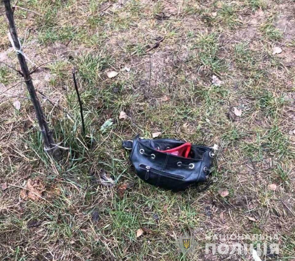 Патрульні в неробочий час впіймали грабіжника 79597674_2657357140986108_7982916457350561792_n Патрульні в неробочий час впіймали грабіжника