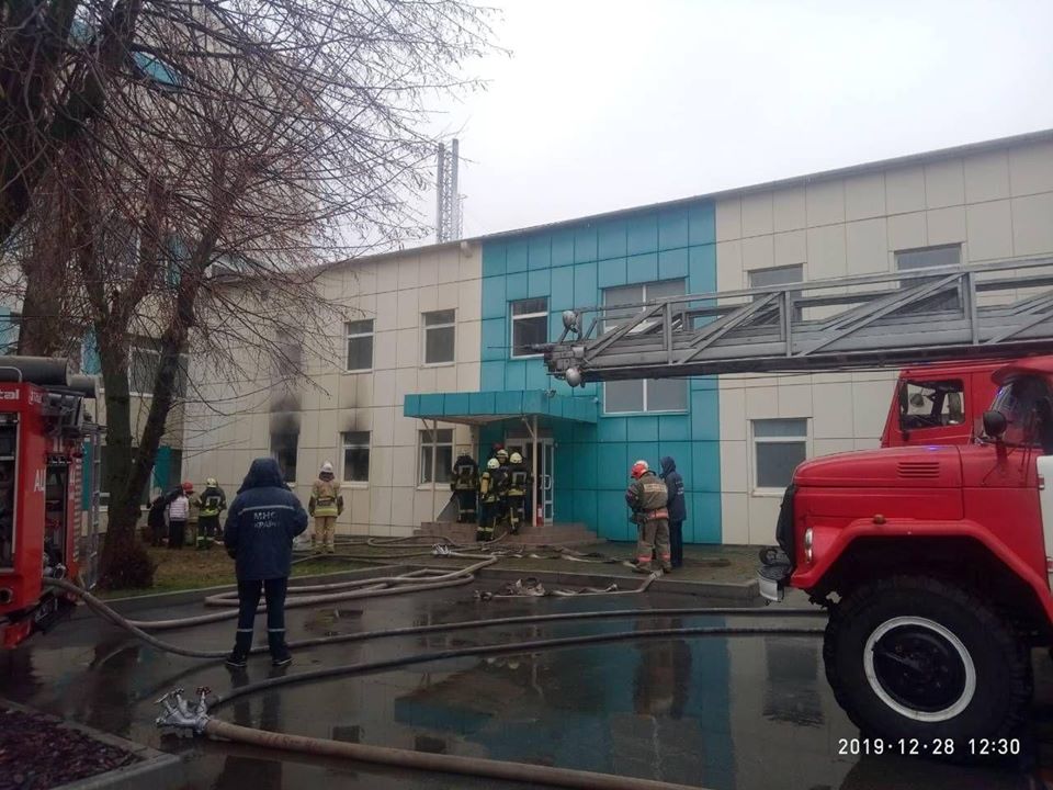 У Києві горів Інститут токсикології - 80391402 2663079247105334 7772132751091695616 o pozhezhi, novyny, kyyivshhyna У Києві горів Інститут токсикології - - 80391402 2663079247105334 7772132751091695616 o