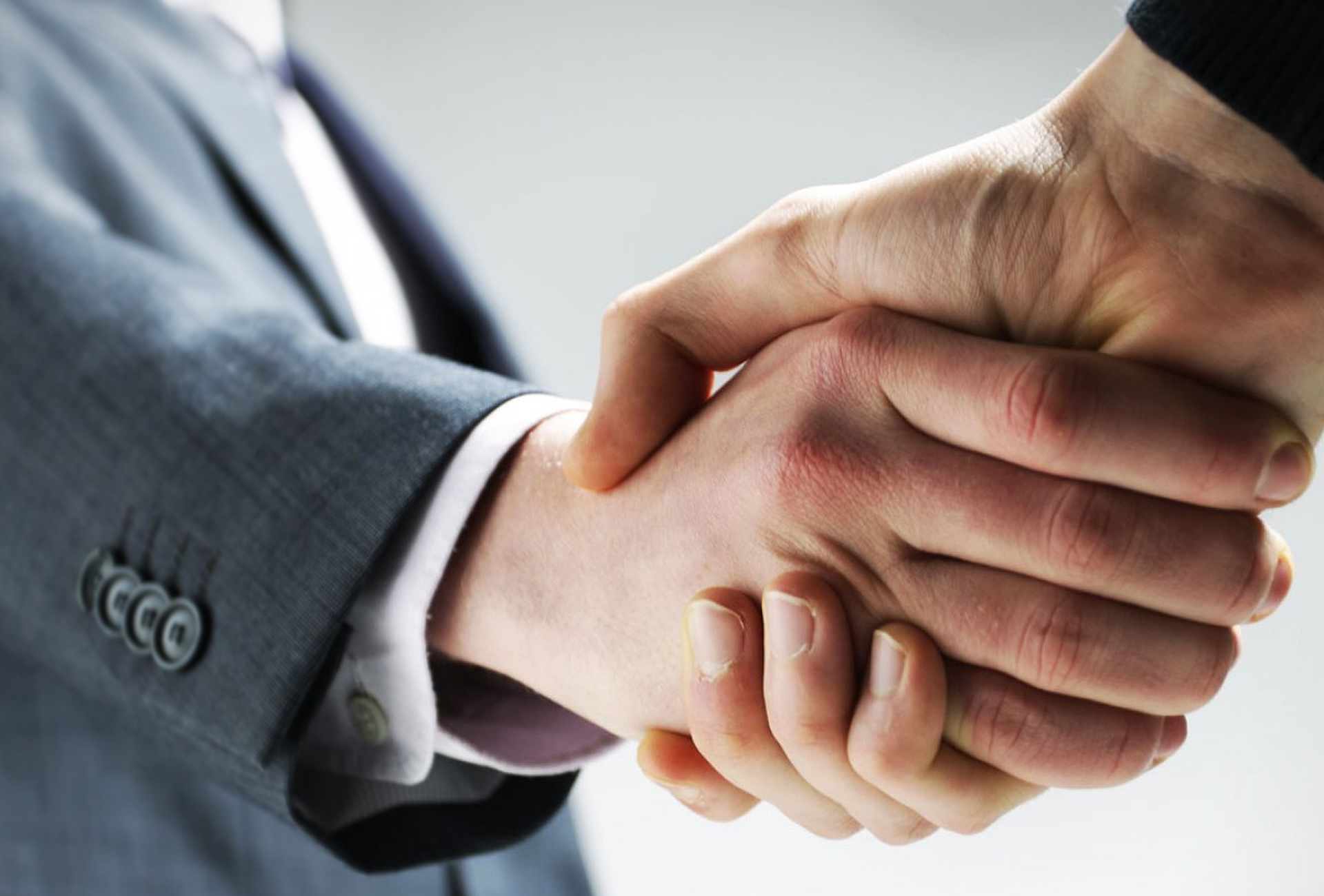 Переяслав та Яготин уклали Угоду про співробітництво - handshake yagotyn, novyny, kyyivshhyna Переяслав та Яготин уклали Угоду про співробітництво - - handshake
