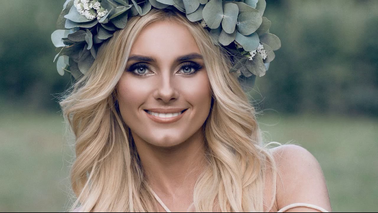 Відома українська співачка потрапила у ДТП - maxresdefault 4 ukrayina, novyny, dtp Відома українська співачка потрапила у ДТП - - maxresdefault 4