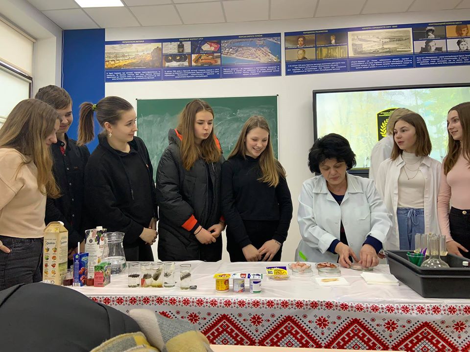 В Ірпені фахівці служби зайнятості допомогали учням обирати професію - 1 10 novyny, irpin В Ірпені фахівці служби зайнятості допомогали учням обирати професію - - 1 10