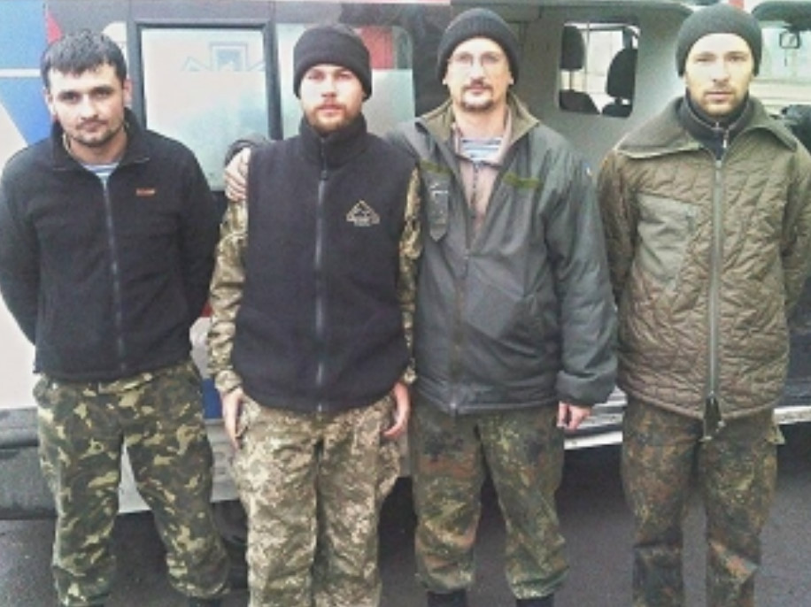 Ми пам'ятаємо... Медик-герой із смт Рокитне 82412138_595208457692499_592722821336006656_n Ми пам'ятаємо... Медик-герой із смт Рокитне