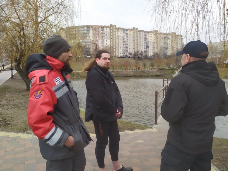 Куди поділися обухівські лебеді: журналісти "Погляду" проводили власне розслідування - 82565054 1483970575088369 181050588266496000 n prygody, obuhiv, novyny, dovkillya Куди поділися обухівські лебеді: журналісти "Погляду" проводили власне розслідування - - 82565054 1483970575088369 181050588266496000 n