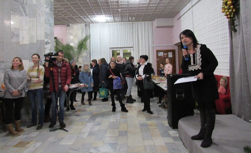 У Славутичі відбувся благодійний ярмарок 83927453_3254811851201235_4709620317977313280_o У Славутичі відбувся благодійний ярмарок