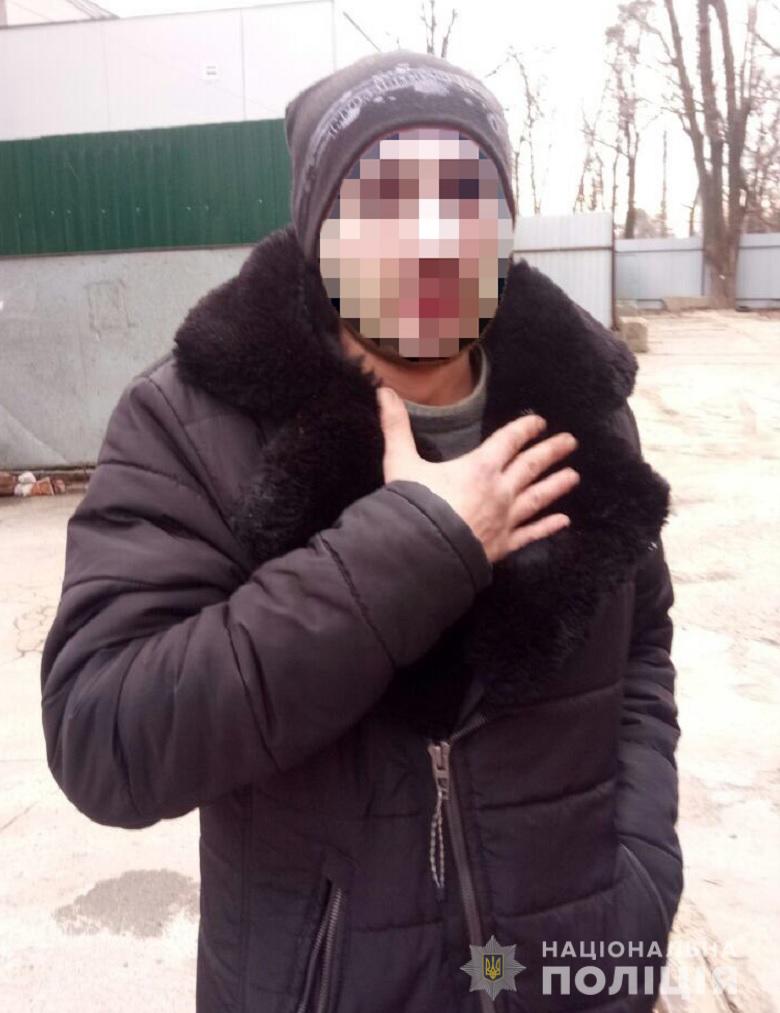 Ніж, погрози, телефон: у Києві за розбій затримали місцевого мешканця - rozbiysviatosh03012020 prygody, novyny, kryminal, kyyivshhyna Ніж, погрози, телефон: у Києві за розбій затримали місцевого мешканця - - rozbiysviatosh03012020