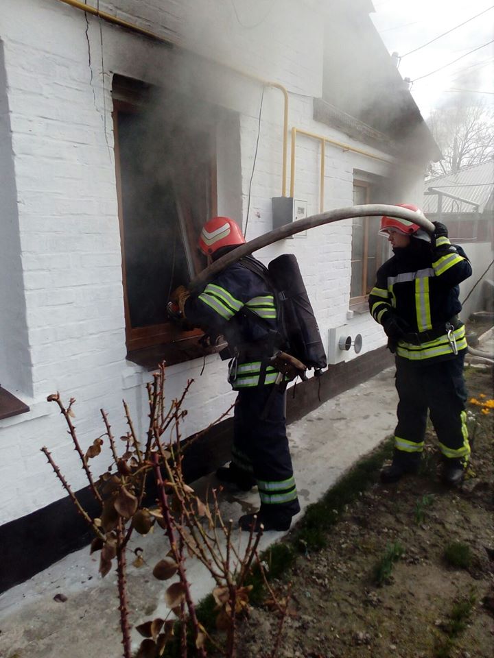 Вогнеборці ліквідували пожежу в житловому будинку Богуслава - 87649662 492705894744967 8136398269019324416 o prygody, pozhezhi, novyny, kyyivshhyna Вогнеборці ліквідували пожежу в житловому будинку Богуслава - - 87649662 492705894744967 8136398269019324416 o