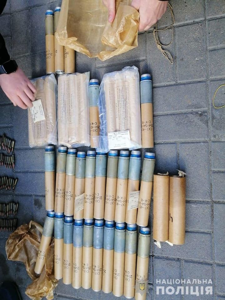 Переяславщина: солдат строкової служби продавав набої до автомату Калашникова - 92019554 2884937184894768 3168168946423562240 o novyny, kryminal, kyyivshhyna Переяславщина: солдат строкової служби продавав набої до автомату Калашникова - - 92019554 2884937184894768 3168168946423562240 o