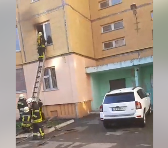 В Борисполі горіла квартира через замикання електропроводки - Screenshot 2 pozhezhi, novyny, kyyivshhyna, boryspil В Борисполі горіла квартира через замикання електропроводки - - Screenshot 2
