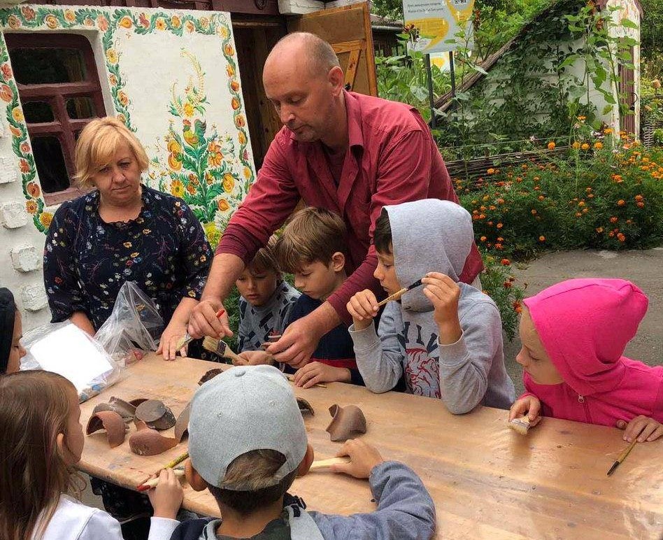 У Вишгороді діти опановують археологію - Arheolog3 obr novyny, kultura, vyshgorod У Вишгороді діти опановують археологію - - Arheolog3 obr